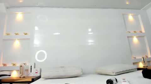 Snapshot of zenda_evans chatting on February 5, 4:06 am Zenda Evans online show from February 5, 4:06 am