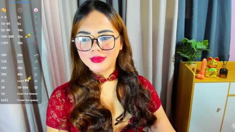 Snapshot of zendaya_amore chatting on December 18, 1:05 am Zendaya online show from December 18, 1:05 am