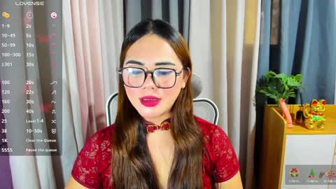 Snapshot of zendaya_amore chatting on December 20, 1:47 am Zendaya online show from December 20, 1:47 am