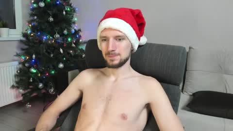 Snapshot of zepanl chatting on December 26, 9:15 pm Andrew online show from December 26, 9:15 pm