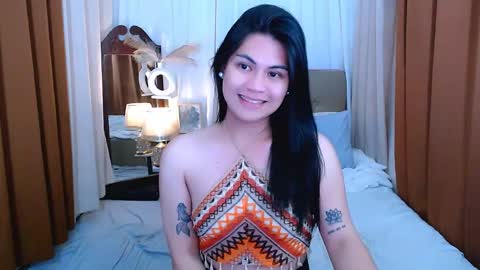 zephyraaaaa online show from April 15, 2:35 pm