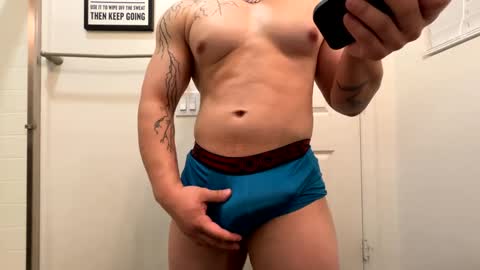 Snapshot of zerkorrip chatting on September 12, 5:29 am Rob online show from September 12, 5:29 am