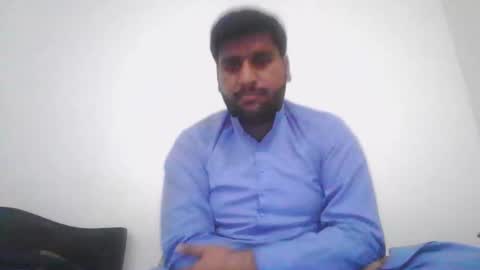 Snapshot of zes6363 chatting on December 18, 9:37 am zes6363 online show from December 18, 9:37 am