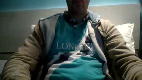 zeus online show from October 4, 4:43 am