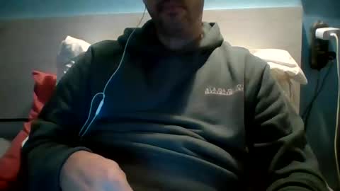 zeus online show from October 22, 3:45 pm