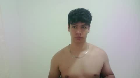 zeus_183 online show from March 14, 4:18 am