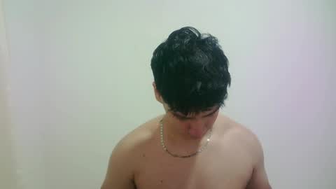 zeus_183 online show from April 10, 8:52 am