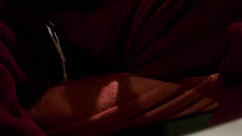 Snapshot of zevioo77 chatting on December 26, 4:36 pm zevioo77 online show from December 26, 4:36 pm