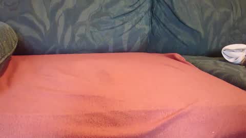 Snapshot of zevioo77 chatting on December 27, 2:22 pm zevioo77 online show from December 27, 2:22 pm