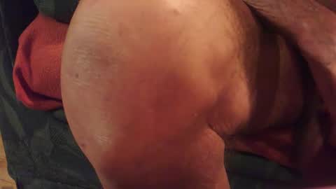 Snapshot of zevioo77 chatting on December 27, 5:26 pm zevioo77 online show from December 27, 5:26 pm