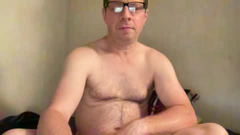 Snapshot of zgibnam chatting on November 16, 3:01 am zgibnam online show from November 16, 3:01 am