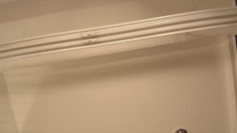 Snapshot of zhally_dee chatting on December 17, 8:04 pm zhally_dee online show from December 17, 8:04 pm