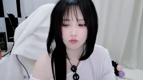 zhen online show from April 21, 5:28 pm