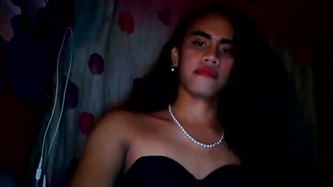 zianzamora4 online show from November 20, 6:40 pm