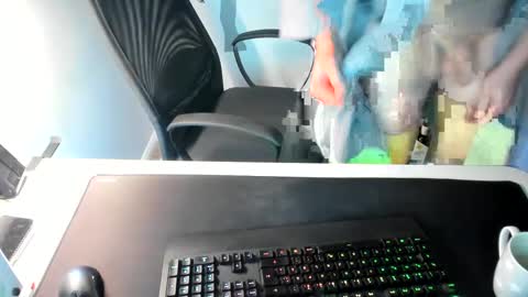 Snapshot of ziemlichflutschig chatting on December 3, 6:48 am ziemlichflutschig online show from December 3, 6:48 am