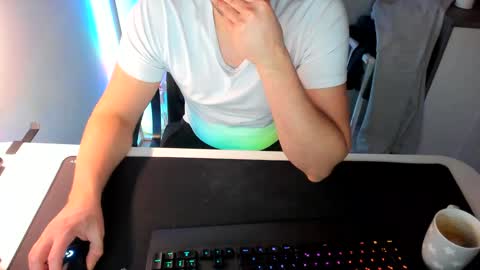 Snapshot of ziemlichflutschig chatting on December 18, 3:55 pm ziemlichflutschig online show from December 18, 3:55 pm