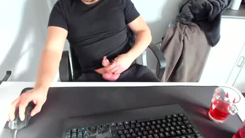 Snapshot of ziemlichflutschig chatting on January 22, 12:27 pm ziemlichflutschig online show from January 22, 12:27 pm