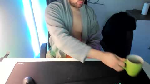 Snapshot of ziemlichflutschig chatting on January 26, 4:41 am ziemlichflutschig online show from January 26, 4:41 am