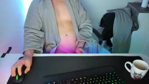 Snapshot of ziemlichflutschig chatting on January 31, 4:36 am ziemlichflutschig online show from January 31, 4:36 am