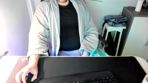 Snapshot of ziemlichflutschig chatting on February 5, 5:09 pm ziemlichflutschig online show from February 5, 5:09 pm