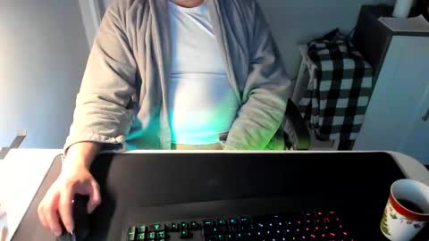 Snapshot of ziemlichflutschig chatting on February 19, 10:31 pm ziemlichflutschig online show from February 19, 10:31 pm