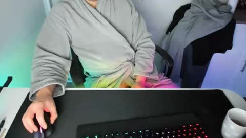 Snapshot of ziemlichflutschig chatting on March 7, 6:02 am ziemlichflutschig online show from March 7, 6:02 am