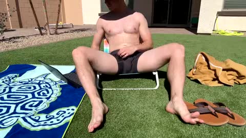 Snapshot of ziggystarbutt chatting on February 18, 6:58 pm Ziggy online show from February 18, 6:58 pm