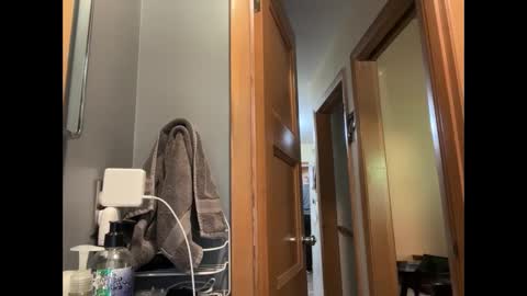 Snapshot of zinger283069 chatting on January 6, 9:32 pm zinger283069 online show from January 6, 9:32 pm