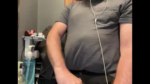 Snapshot of zinger283069 chatting on September 19, 4:18 pm zinger283069 online show from September 19, 4:18 pm