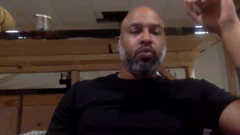 Snapshot of zionlion22 chatting on December 18, 1:48 am zionlion22 online show from December 18, 1:48 am