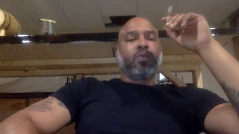Snapshot of zionlion22 chatting on December 19, 1:50 am zionlion22 online show from December 19, 1:50 am