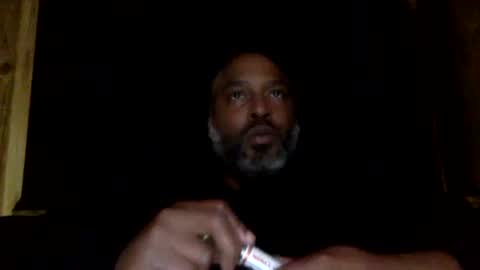 Snapshot of zionlion22 chatting on December 25, 5:26 am zionlion22 online show from December 25, 5:26 am