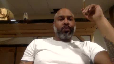 Snapshot of zionlion22 chatting on December 26, 1:29 am zionlion22 online show from December 26, 1:29 am