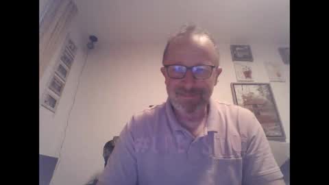 Snapshot of zippi55 chatting on September 20, 8:32 pm Zippi online show from September 20, 8:32 pm