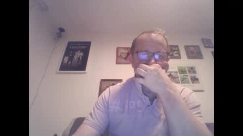 Snapshot of zippi55 chatting on October 9, 6:50 pm Zippi online show from October 9, 6:50 pm