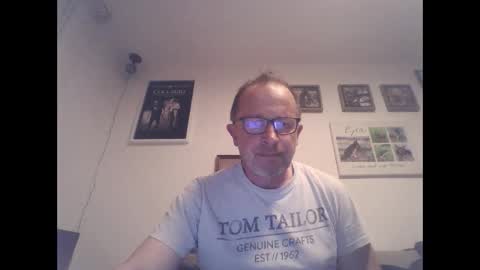 Snapshot of zippi55 chatting on November 9, 6:39 pm Zippi online show from November 9, 6:39 pm