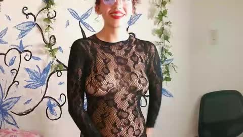 zoe_ch_ online show from February 9, 11:20 pm