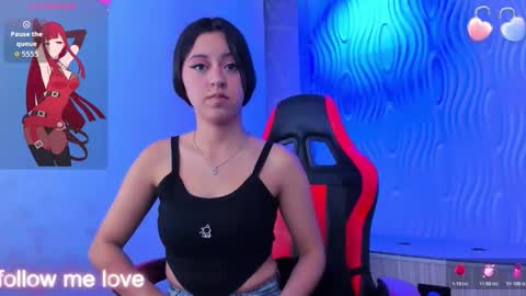 Snapshot of zoe_connor19 chatting on November 14, 9:57 pm Z O E online show from November 14, 9:57 pm