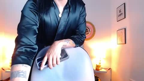 zoe_hecate online show from May 16, 1:24 am