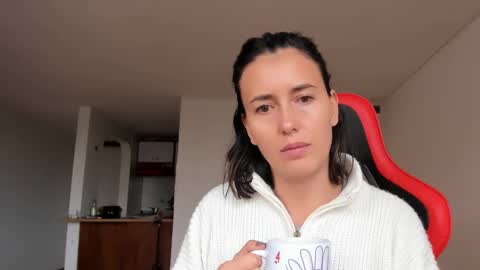 Snapshot of zoe_jeane_beker chatting on February 16, 8:55 pm ZOE online show from February 16, 8:55 pm