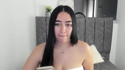 Snapshot of zoe_jones7 chatting on September 16, 3:18 am zoe_jones7 online show from September 16, 3:18 am