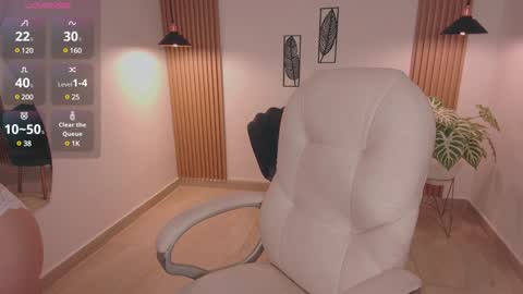 Snapshot of zoe_millerx chatting on January 28, 12:11 pm zoe_millerx online show from January 28, 12:11 pm