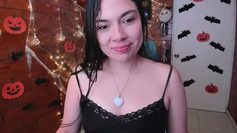 Zoe  online show from October 28, 3:14 pm