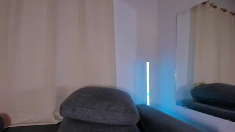 Snapshot of zoe_roux210949 chatting on March 9, 10:52 pm Zoe online show from March 9, 10:52 pm