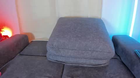 Snapshot of zoe_roux210949 chatting on March 10, 1:56 am Zoe online show from March 10, 1:56 am