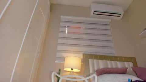 Hi guys i am Zoe  online show from January 29, 5:45 pm