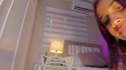 Hi guys i am Zoe  online show from February 5, 5:53 pm