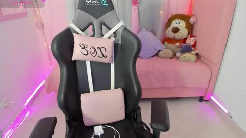 Snapshot of zoe_sullivan_ chatting on September 27, 10:20 am zoe_sullivan_ online show from September 27, 10:20 am