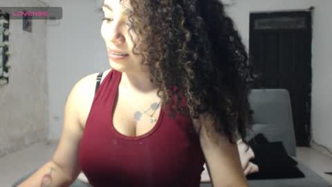 zoe tai online show from February 13, 4:41 am