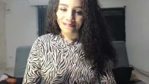 zoe tai online show from February 24, 10:02 am